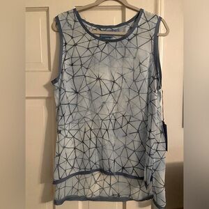 Simply Vera sheer blue patterned shell tank
